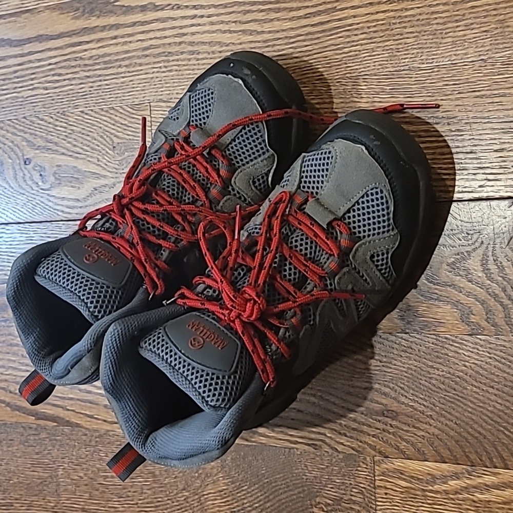 RedHead Zipline Waterproof Hiking Boots for Kids